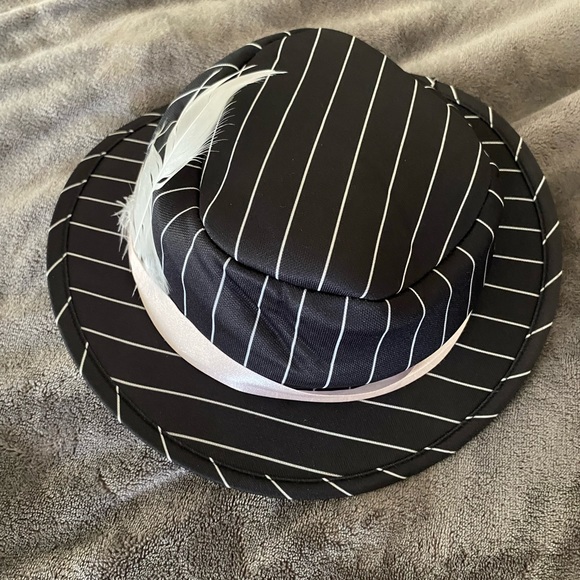 Sexy Mobster costume - Picture 3 of 10